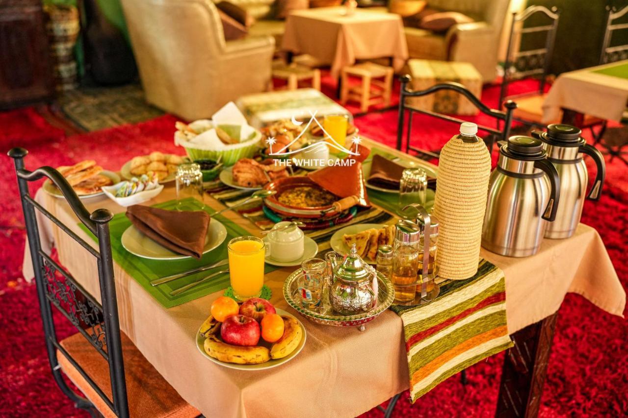 The White Camp - Your Merzouga Luxury Desert Camp & Erg Chebbi Dunes Camel Riding Esterno foto