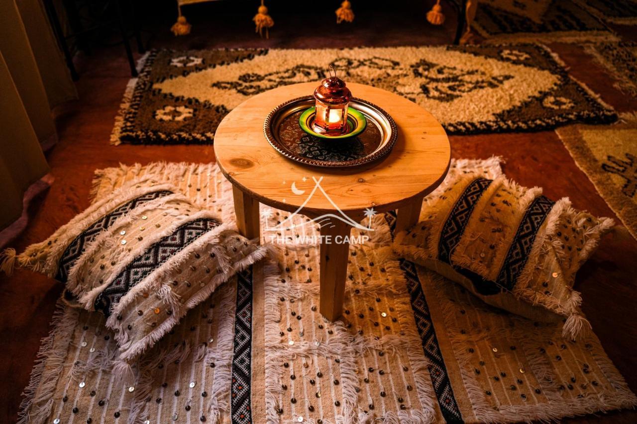 The White Camp - Your Merzouga Luxury Desert Camp & Erg Chebbi Dunes Camel Riding Esterno foto