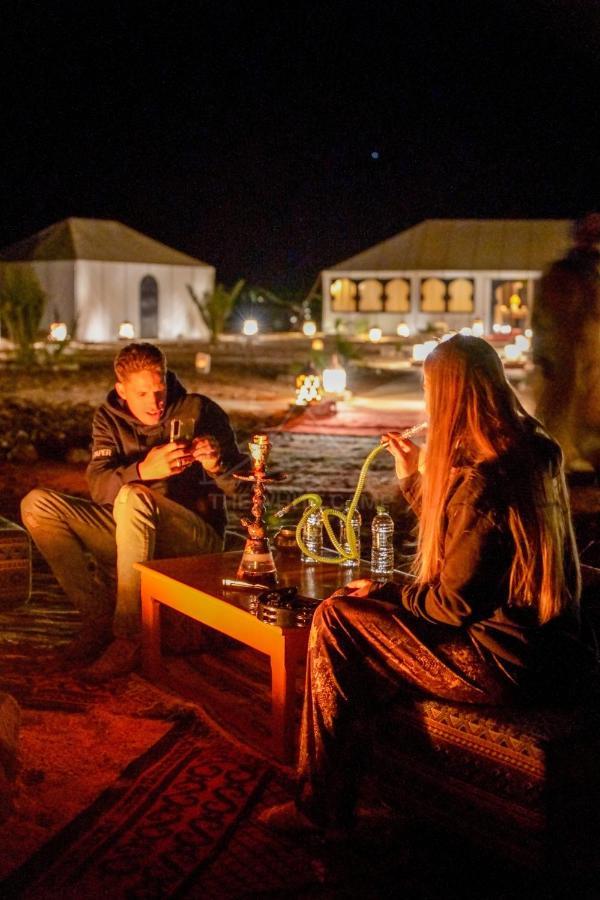 The White Camp - Your Merzouga Luxury Desert Camp & Erg Chebbi Dunes Camel Riding Esterno foto