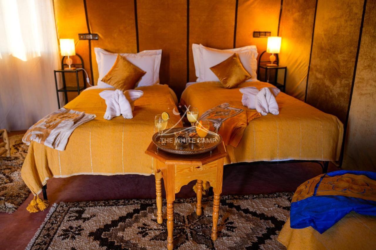 The White Camp - Your Merzouga Luxury Desert Camp & Erg Chebbi Dunes Camel Riding Esterno foto