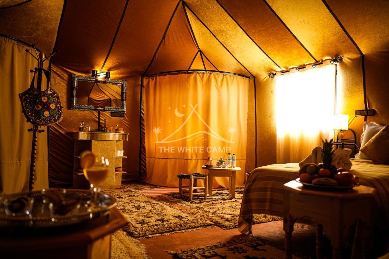 The White Camp - Your Merzouga Luxury Desert Camp & Erg Chebbi Dunes Camel Riding Esterno foto