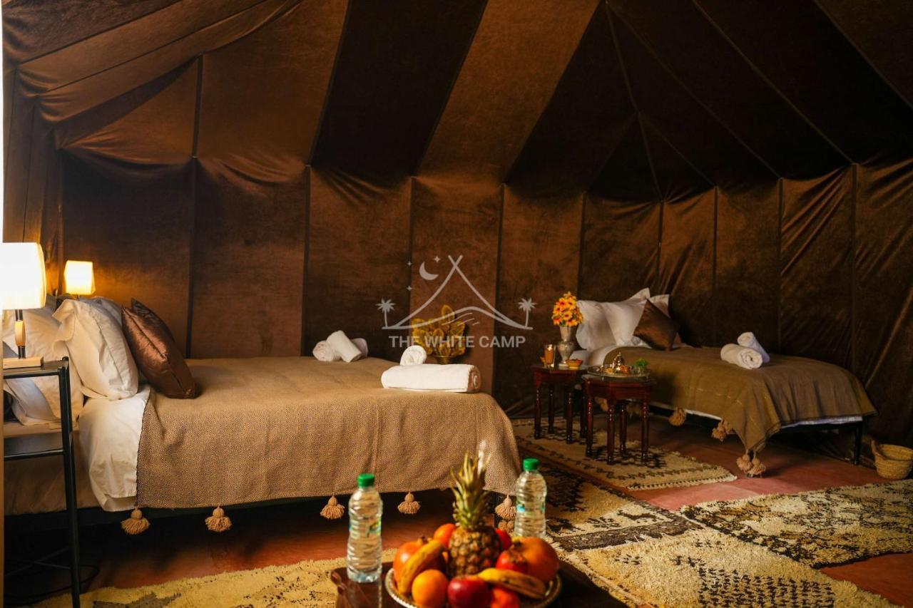 The White Camp - Your Merzouga Luxury Desert Camp & Erg Chebbi Dunes Camel Riding Esterno foto
