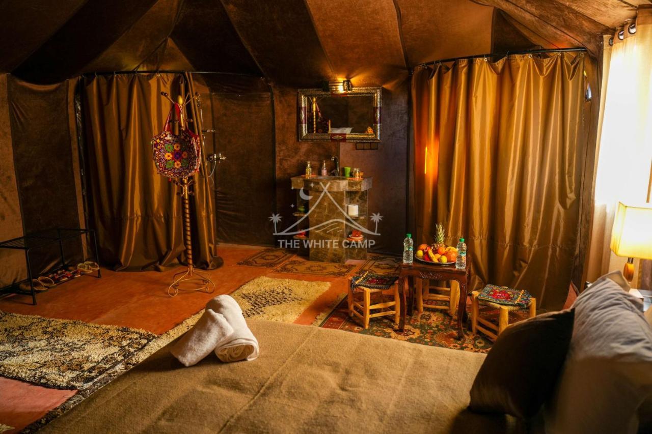 The White Camp - Your Merzouga Luxury Desert Camp & Erg Chebbi Dunes Camel Riding Esterno foto