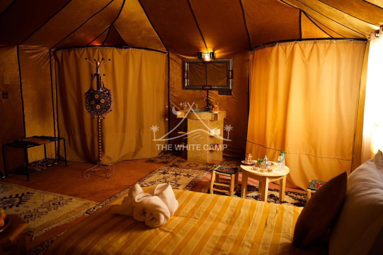 The White Camp - Your Merzouga Luxury Desert Camp & Erg Chebbi Dunes Camel Riding Esterno foto
