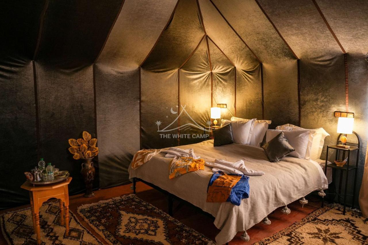 The White Camp - Your Merzouga Luxury Desert Camp & Erg Chebbi Dunes Camel Riding Esterno foto