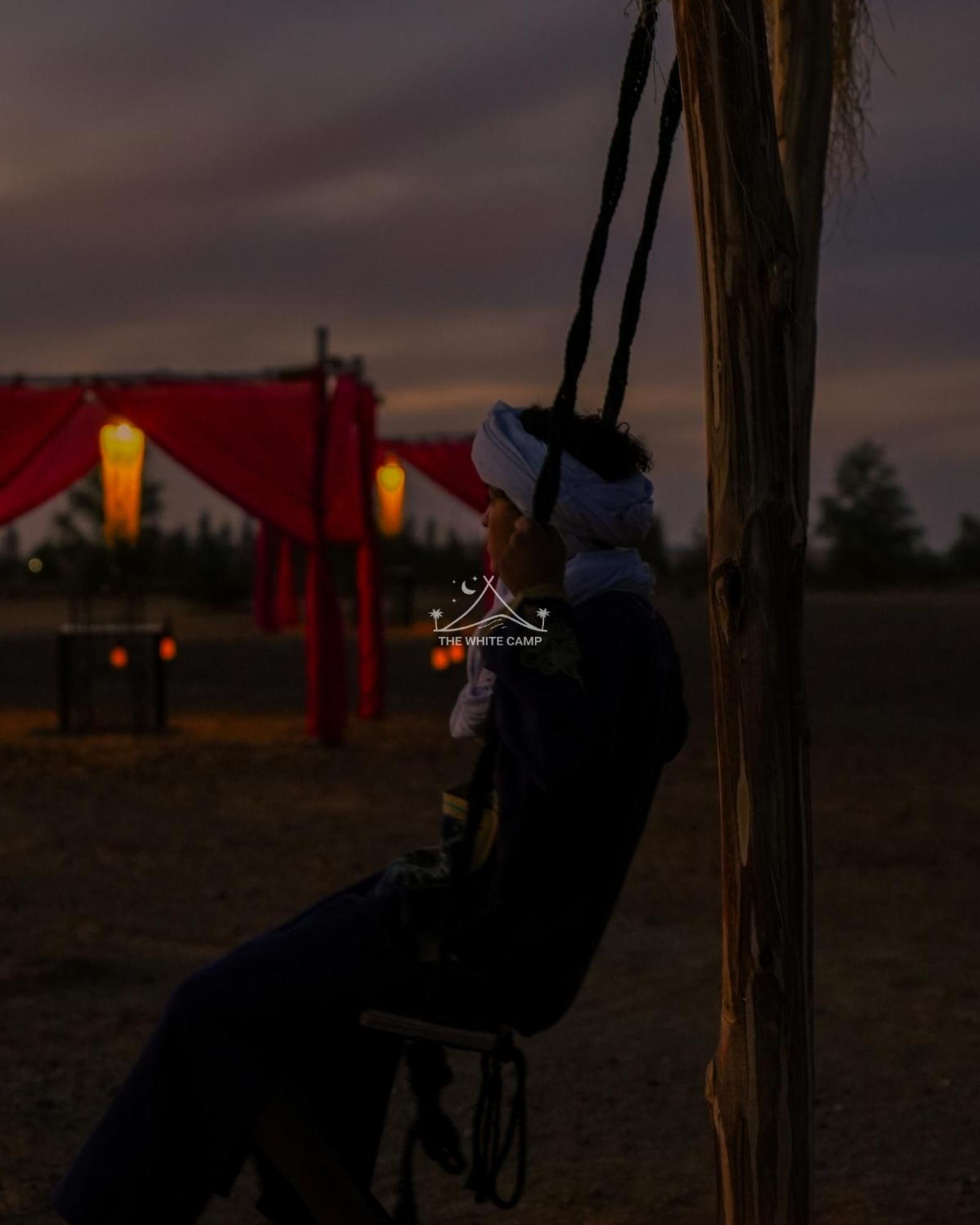 The White Camp - Your Merzouga Luxury Desert Camp & Erg Chebbi Dunes Camel Riding Esterno foto
