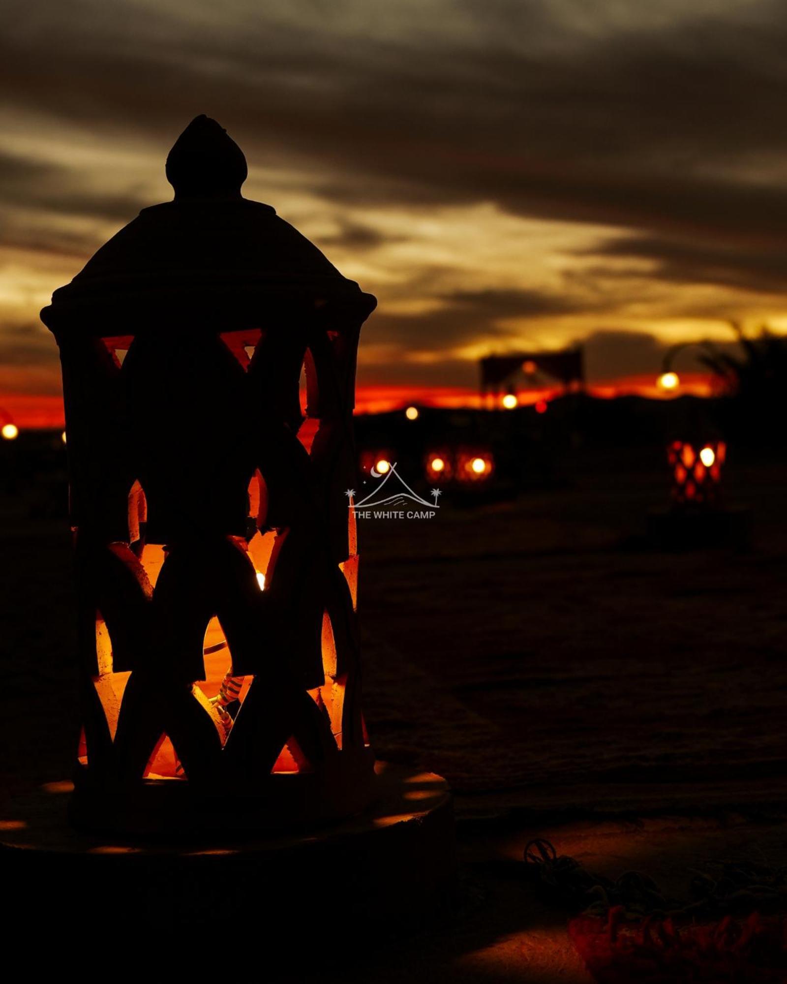 The White Camp - Your Merzouga Luxury Desert Camp & Erg Chebbi Dunes Camel Riding Esterno foto