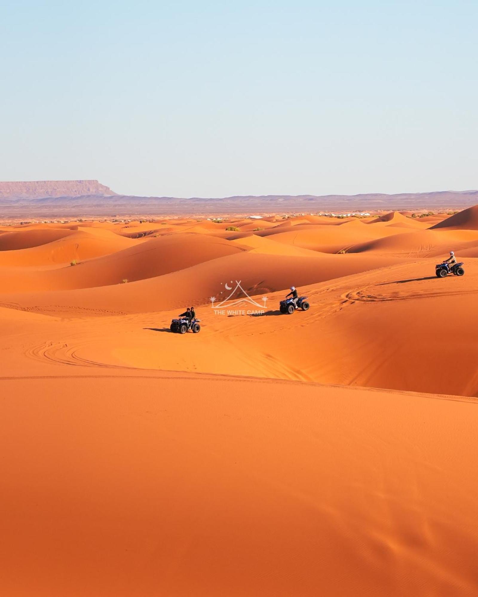The White Camp - Your Merzouga Luxury Desert Camp & Erg Chebbi Dunes Camel Riding Esterno foto
