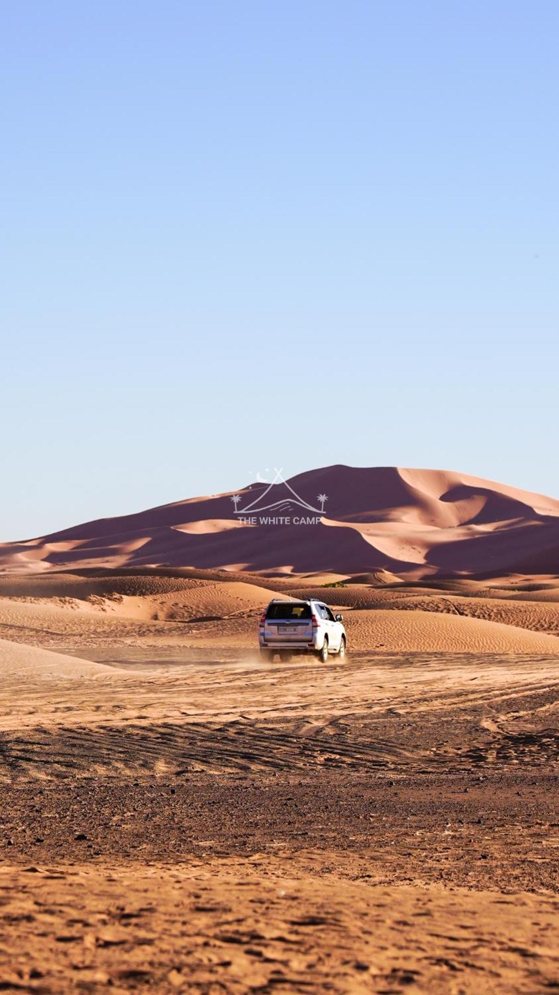 The White Camp - Your Merzouga Luxury Desert Camp & Erg Chebbi Dunes Camel Riding Esterno foto