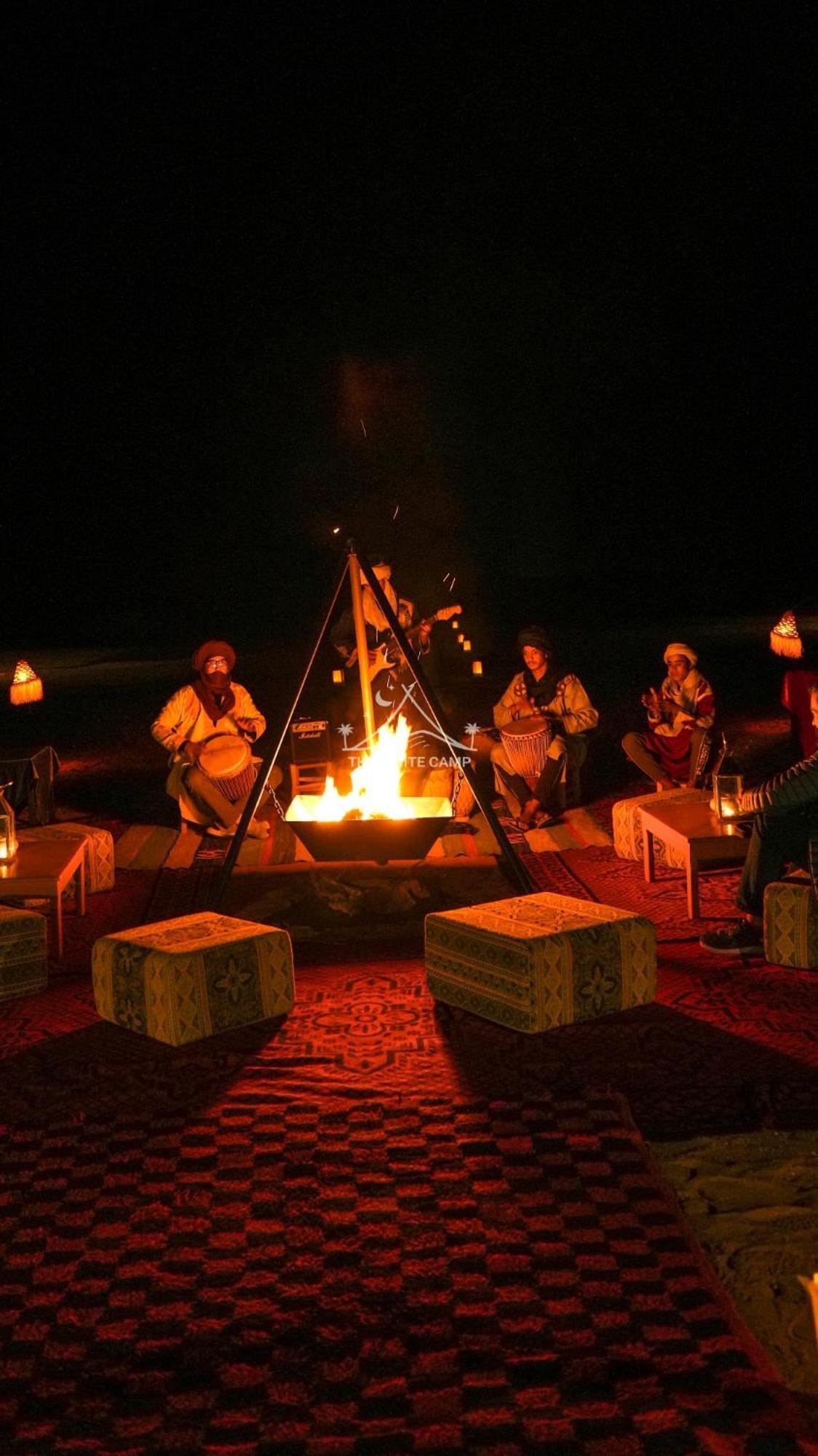 The White Camp - Your Merzouga Luxury Desert Camp & Erg Chebbi Dunes Camel Riding Esterno foto