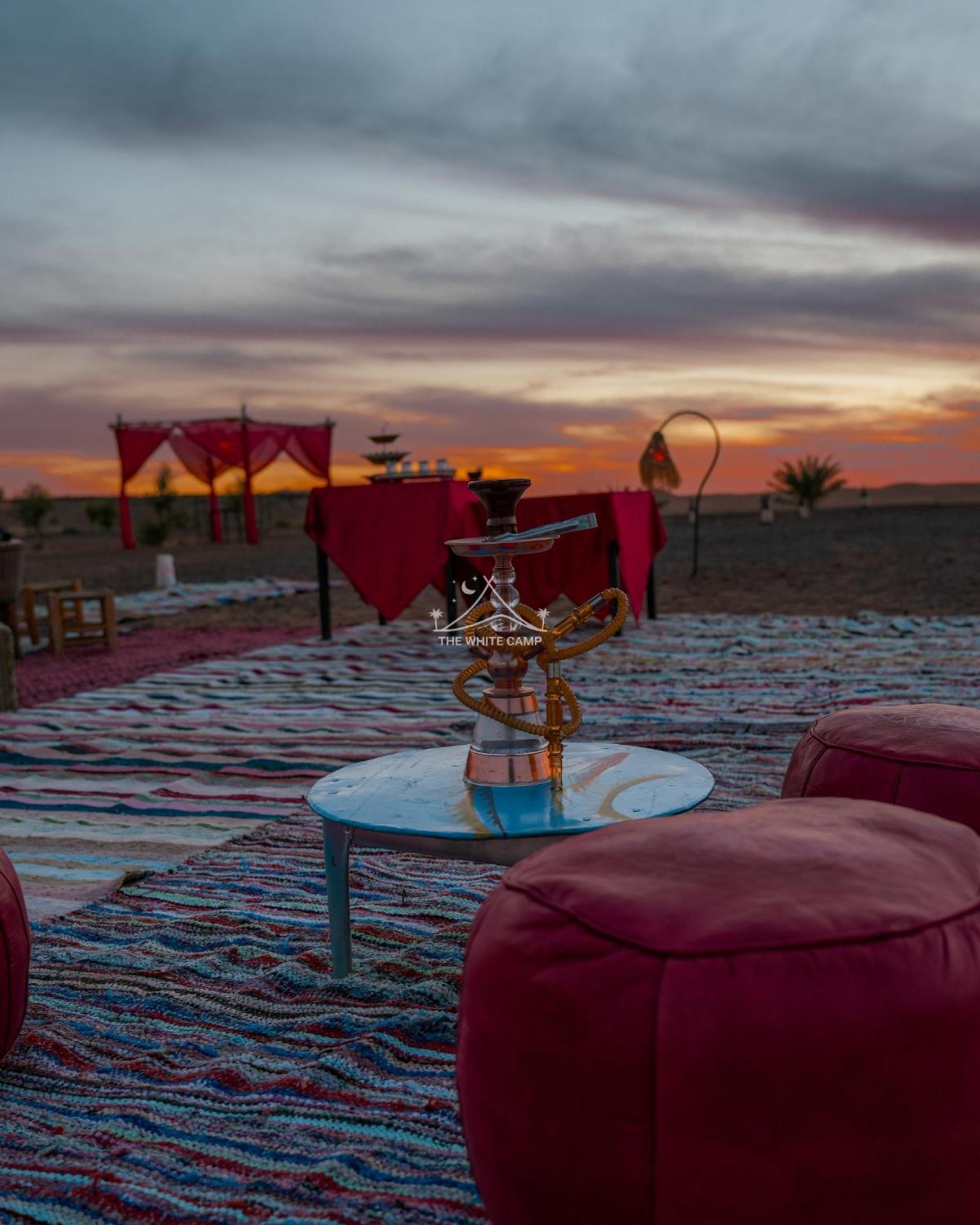 The White Camp - Your Merzouga Luxury Desert Camp & Erg Chebbi Dunes Camel Riding Esterno foto
