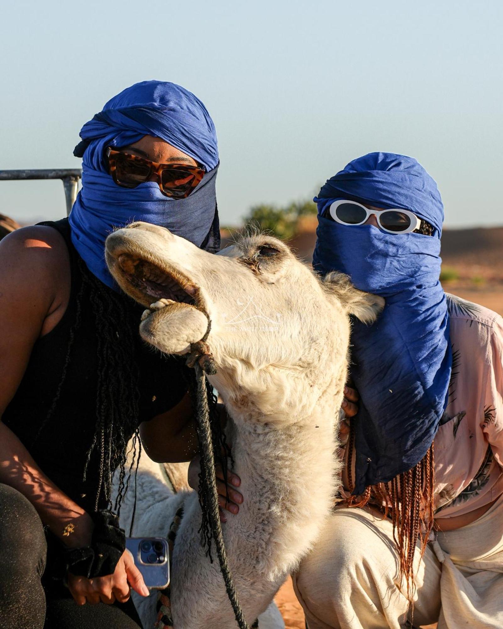 The White Camp - Your Merzouga Luxury Desert Camp & Erg Chebbi Dunes Camel Riding Esterno foto